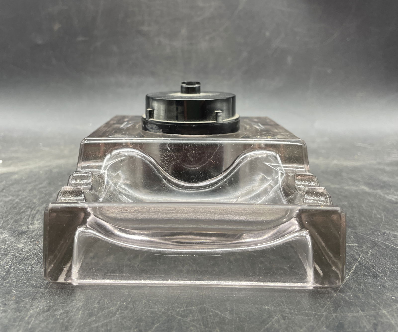 Sengbusch Self -Closing Inkwell & Pen Rest W/Bakelite Lid UV Glow - 4