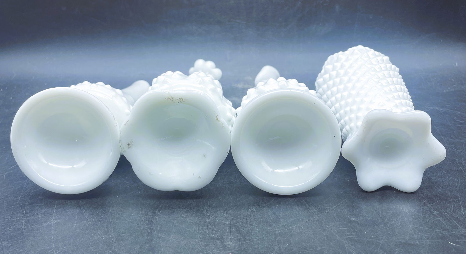 Lot of 4 Milkglass Hobnail Vases Fenton - 6
