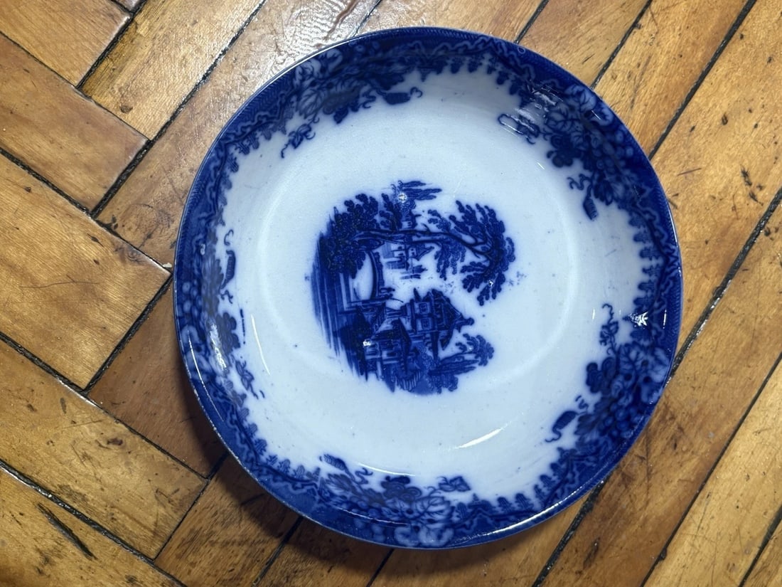 Early Flow Blue Potato Bowl: It measures 10 1/8” x 2 3/8” high and is marked. It has very light wear on the top rim in several spots. Otherwise it has no other issues Shipping:Domestic: Flat-rate of $15.00 to
