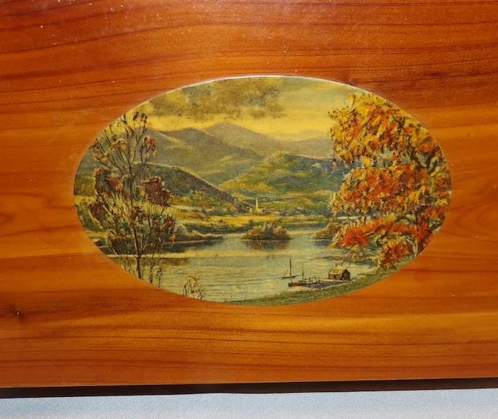Vintage Dovetail Cedar Box - 3