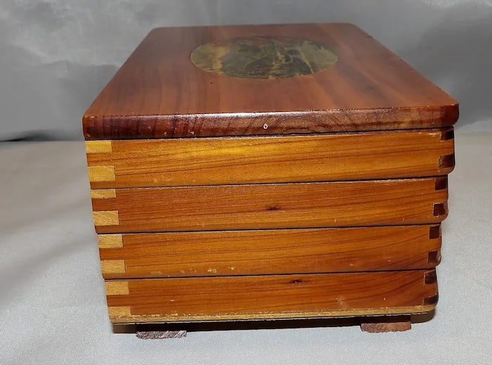 Vintage Dovetail Cedar Box - 6