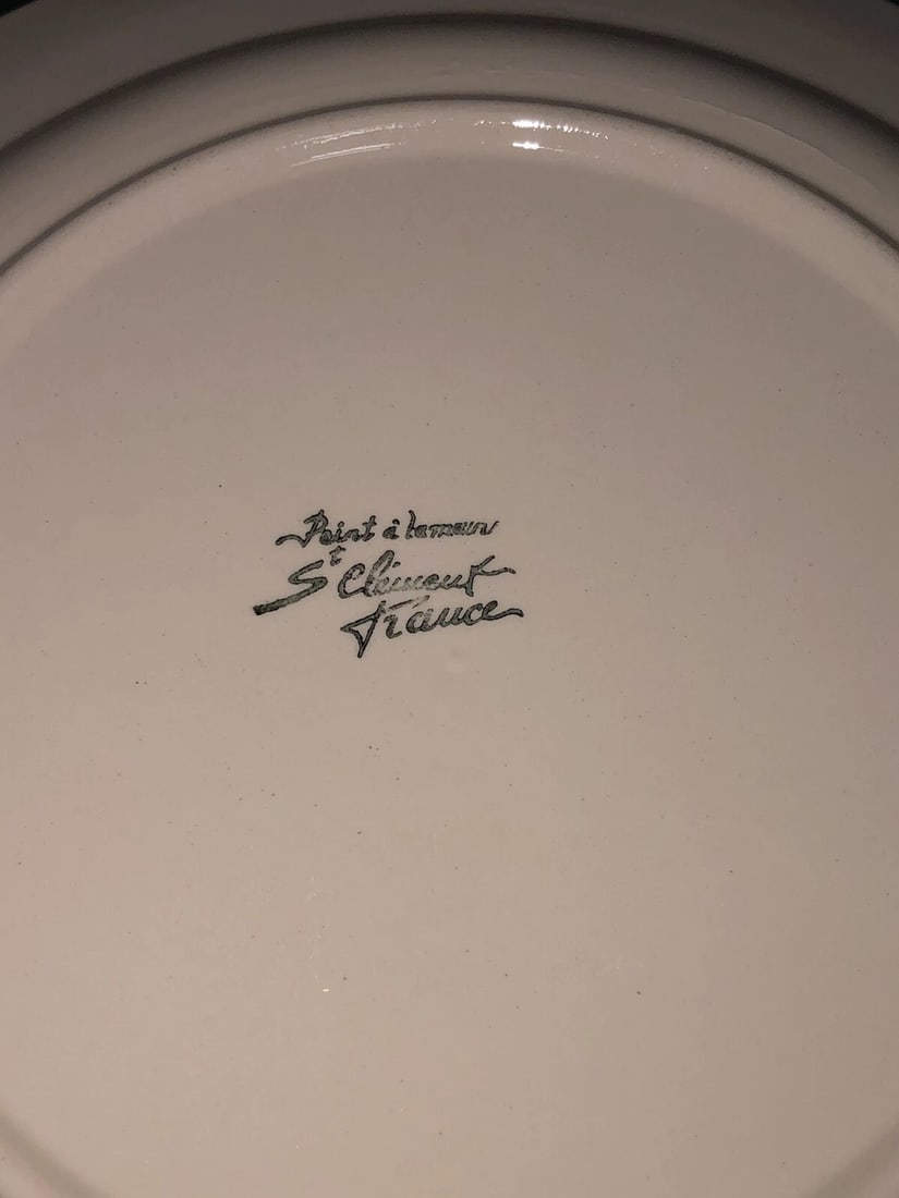 8 Majolica 8 5/8” Fruit Plates - 10