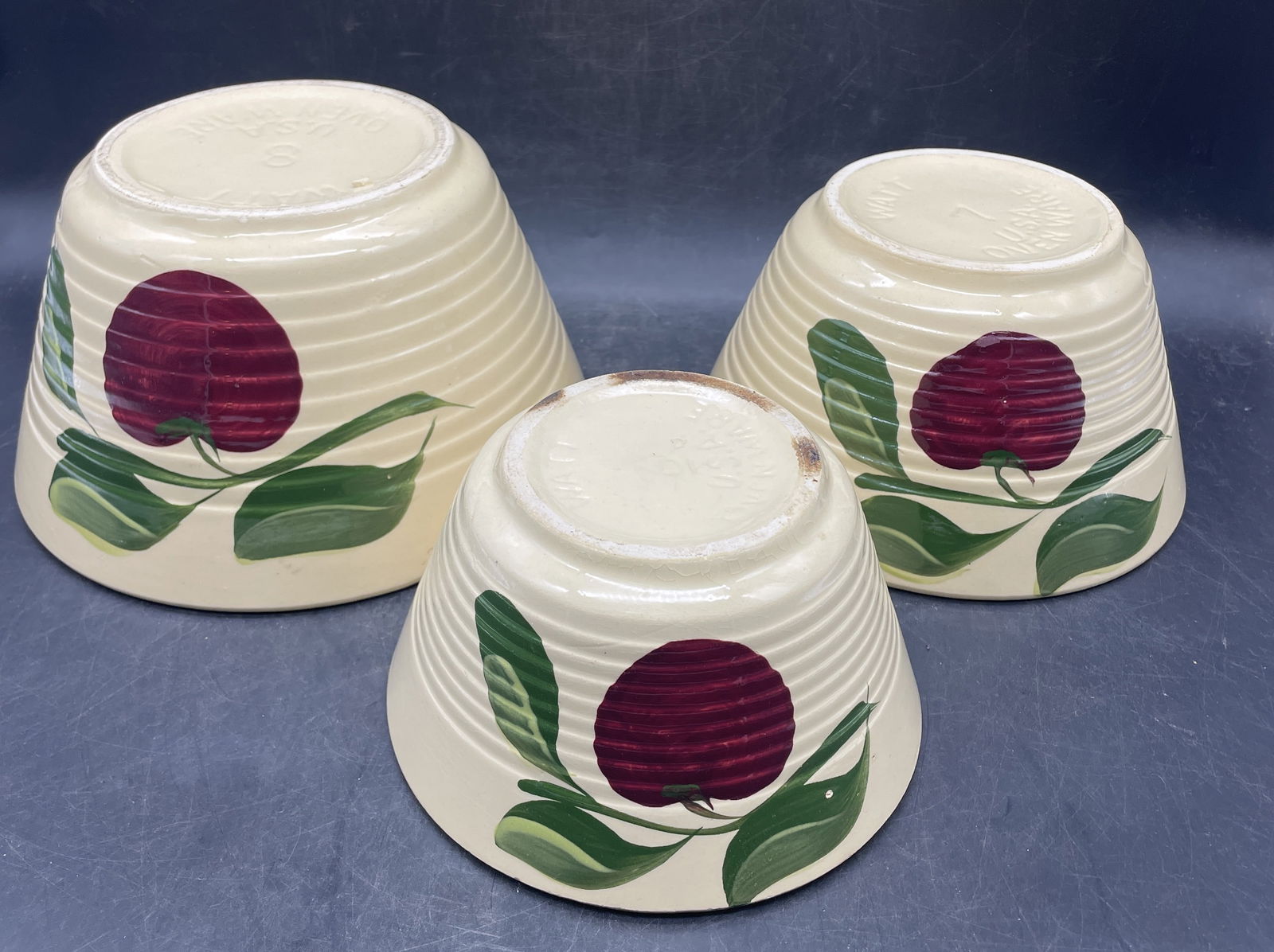 Watt Pottery 3-leaf Apple Design 3 Bowl Nesting Mixing Bowl Set Ribbed - 6