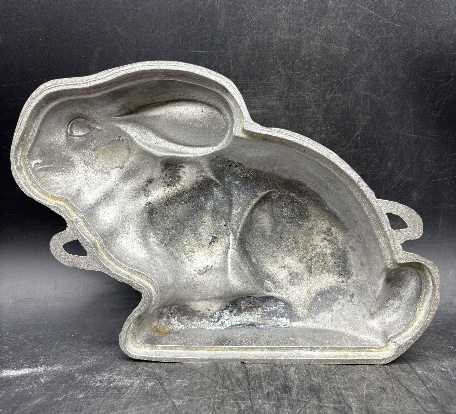 Vintage Cast Aluminum Bunny Rabbit Mold Metal - 3