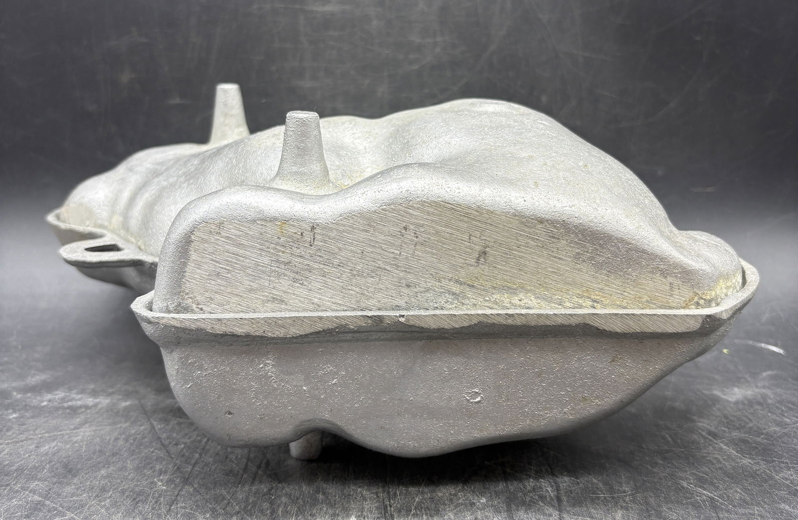 Vintage Cast Aluminum Bunny Rabbit Mold Metal - 8