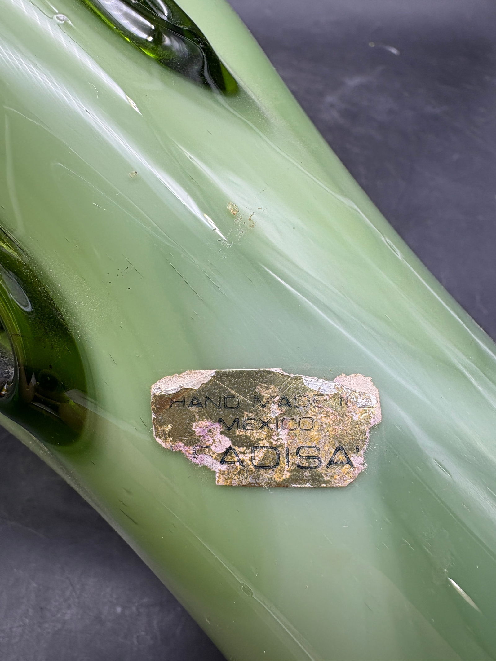 Vintage MAEXSA Hand Blown Green Art Glass Pulled Basket Vase - 3