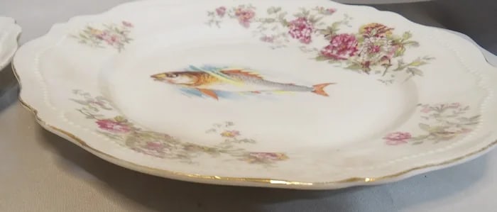 Antique Victorian Era O. E. Gutherz Plate - 4