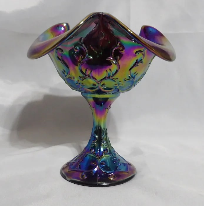 Fenton Amethyst Spanish Lace Carnival Glass Bowl - 2