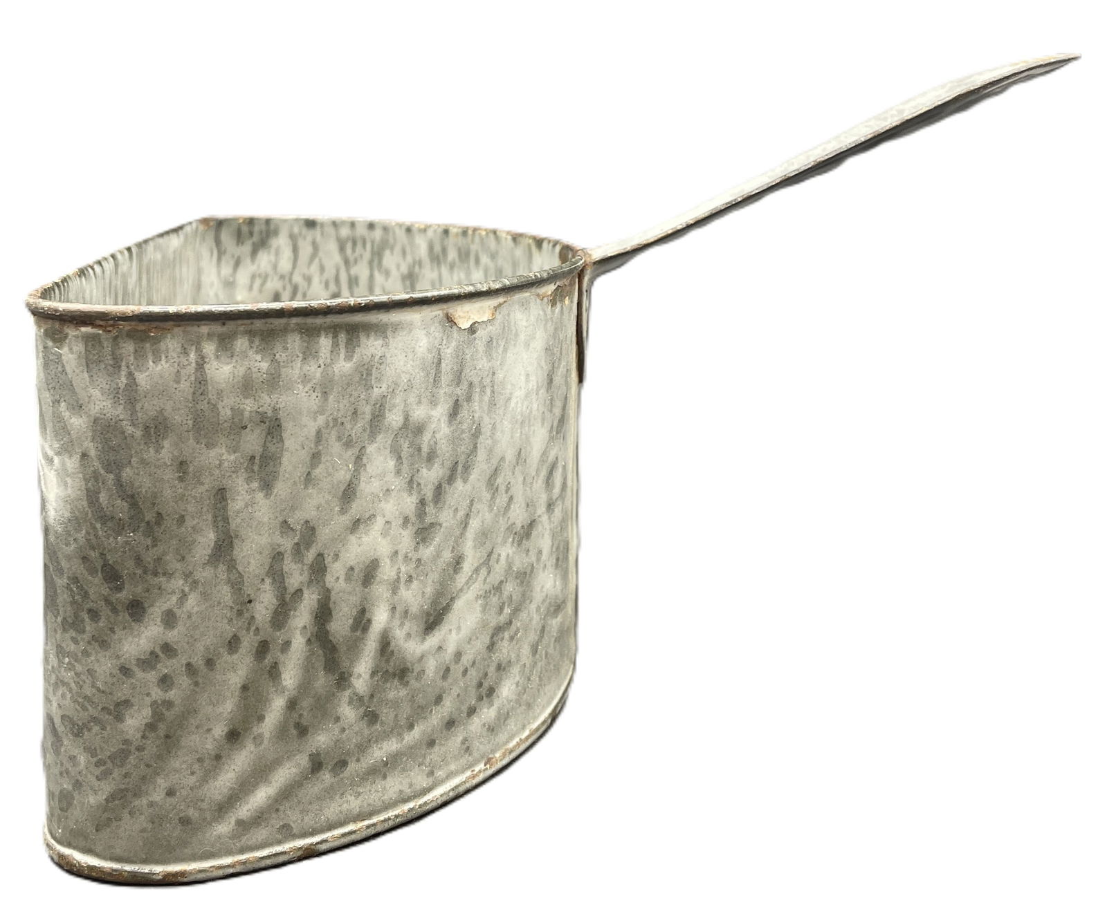 Early 1900's HALF ROUND HALF MOON SHAPED GRAY GRANITEWARE COOKING POT: Date/Period: APPROX EARLY 1900'S-1940'SDimension: approx 10.5 x 9 x 7Material: METALAdditional Information: HALF ROUND HALF MOON SHAPED GRAY GRANITEWARE COOKING POT Shipping:Domestic: Flat-rate of