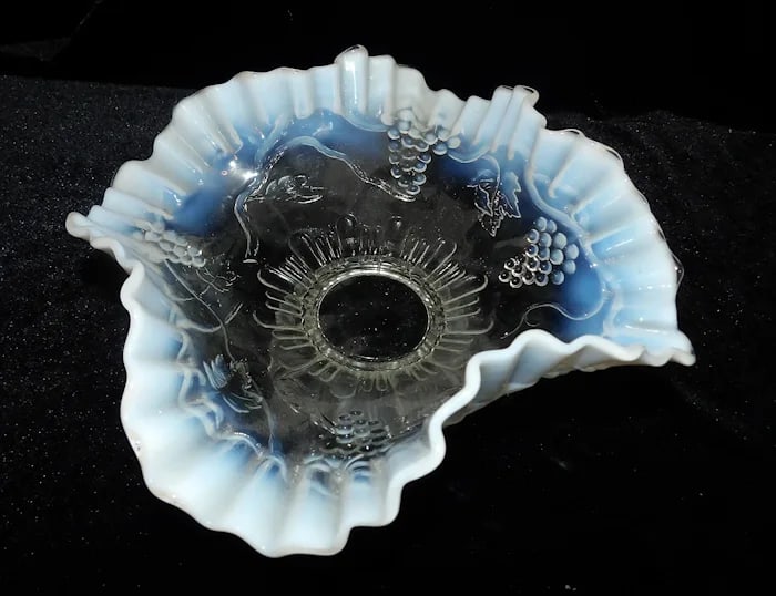 Jefferson 8” Footed Crimped Grape Vine Bowl - 2