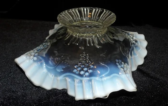 Jefferson 8” Footed Crimped Grape Vine Bowl - 5