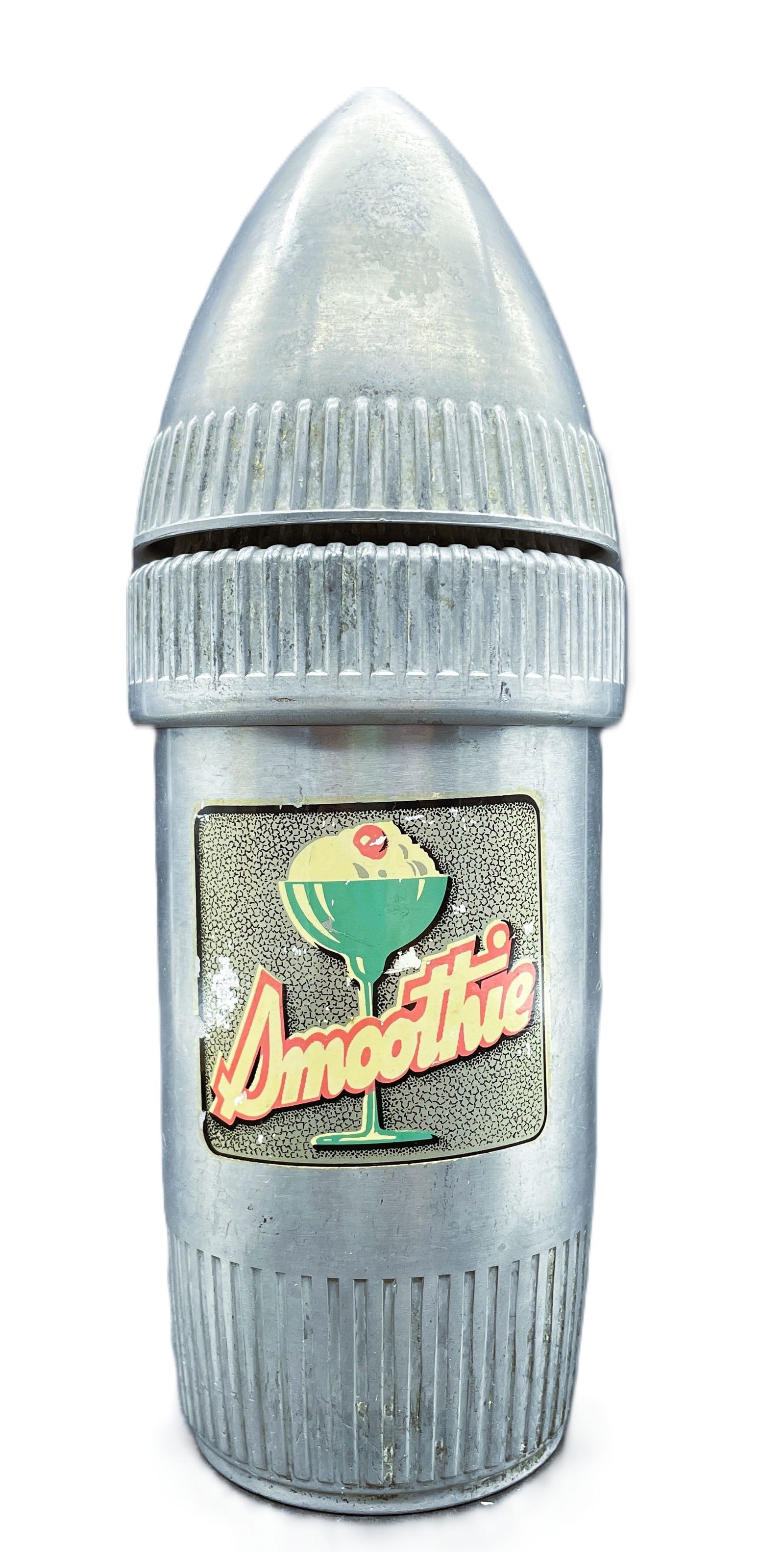 VINTAGE 1940S SMOOTHIE "SATINSMOOTH" ICE CREAM MAKER MIXER ROCKET BULLET RALMAC: Date/Period: approx 1940'sDimension: Approx 9 x 3Material: metalAdditional Information: Transform your kitchen into a 1940s space station with this vintage Ralmac Smoothie "Satinsmooth" mixer.