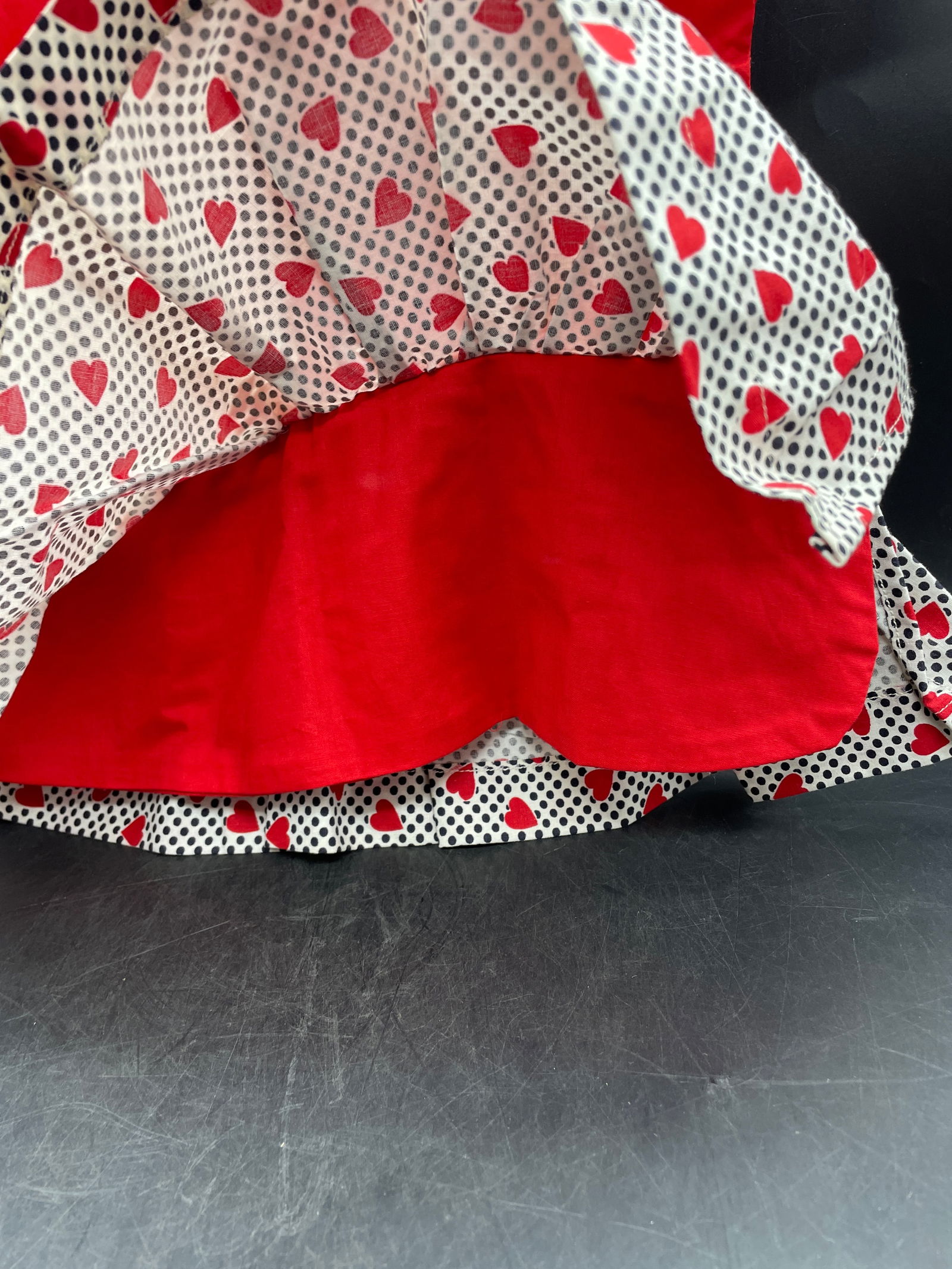 Vintage Dress Shaped Clothes Pin Bag Kitschy Hearts Laundry room décor - 3