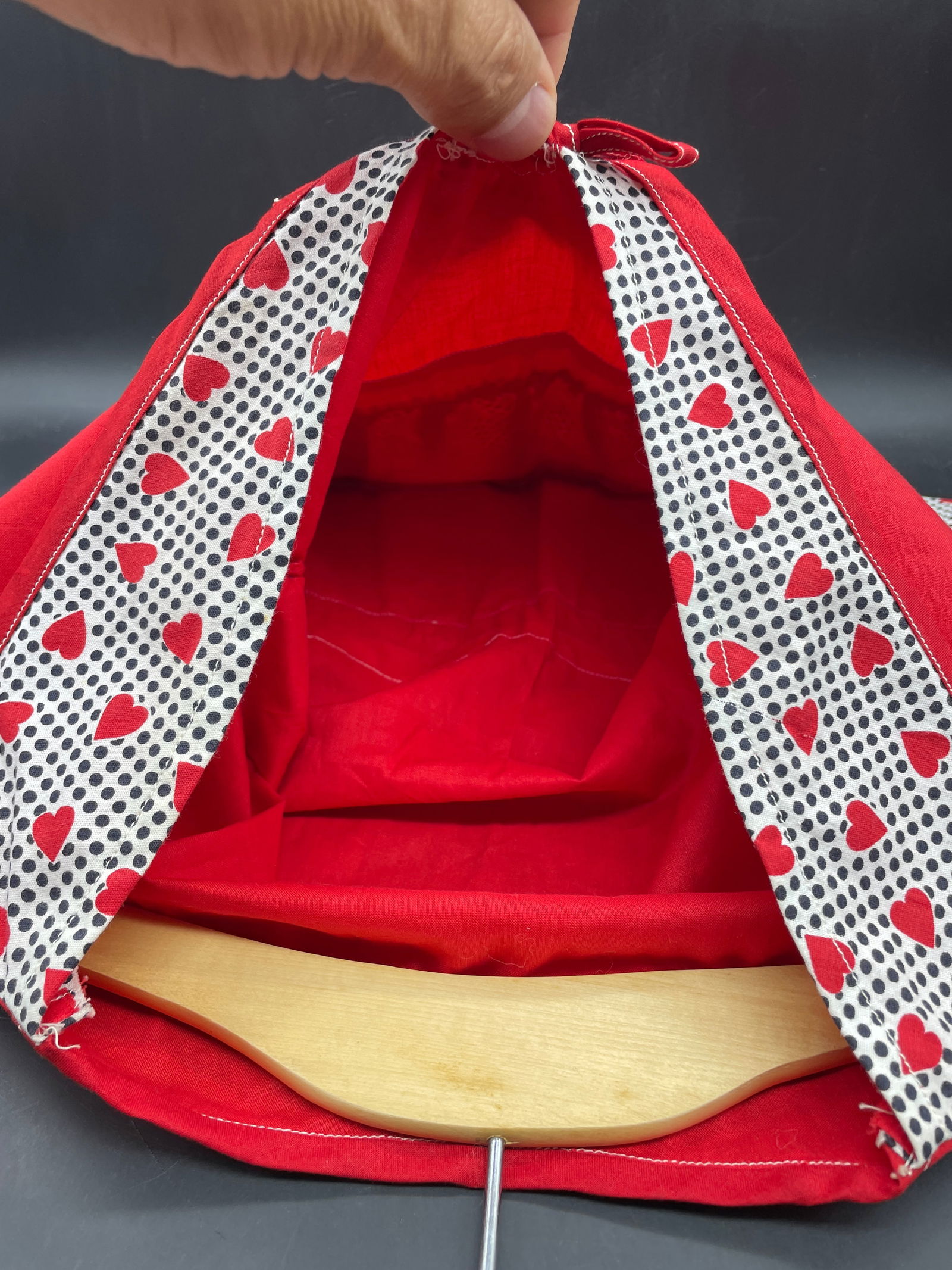 Vintage Dress Shaped Clothes Pin Bag Kitschy Hearts Laundry room décor - 6