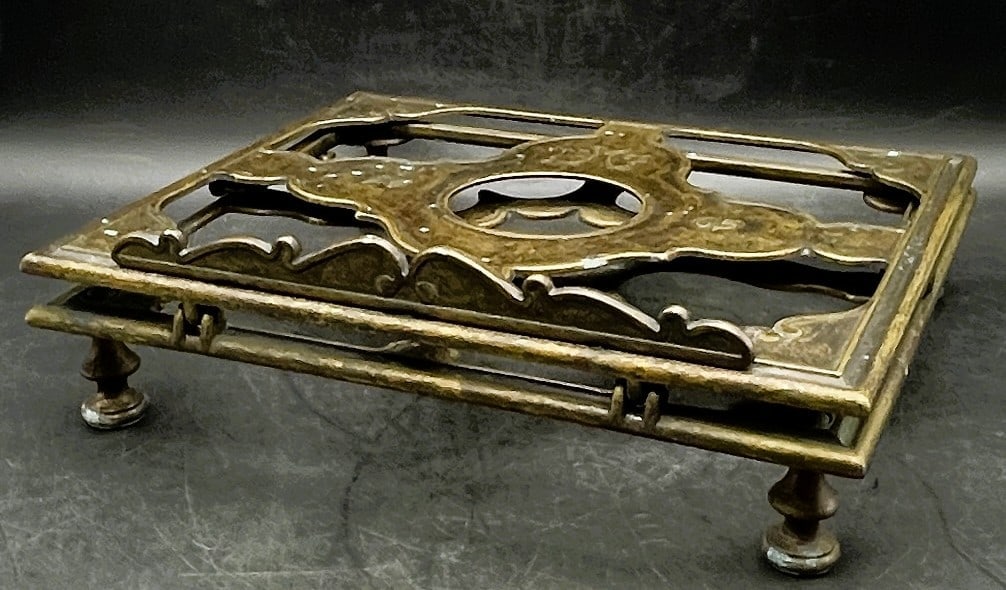 Early 20th Century French Adjustable Bronze Table Book Stand or Music Holder - 2