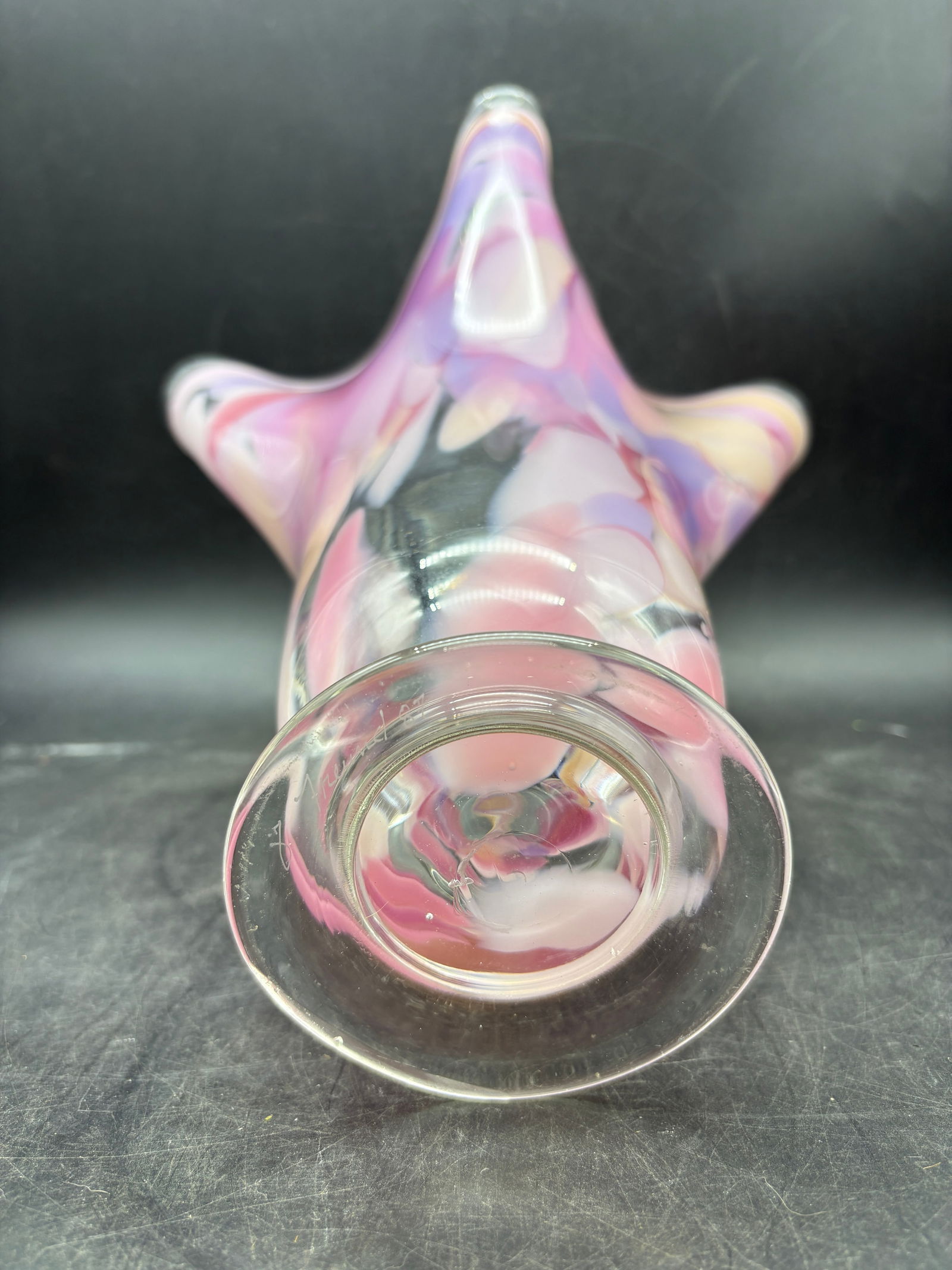 BRUCE FREUND ART GLASS RUFFLE VASE Signed 1987 - 7