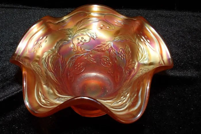 Fenton 1930 Holly Berry Ruffled Marigold Bowl - 2