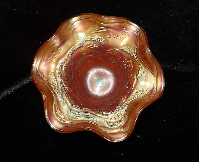 Fenton 1930 Holly Berry Ruffled Marigold Bowl - 4