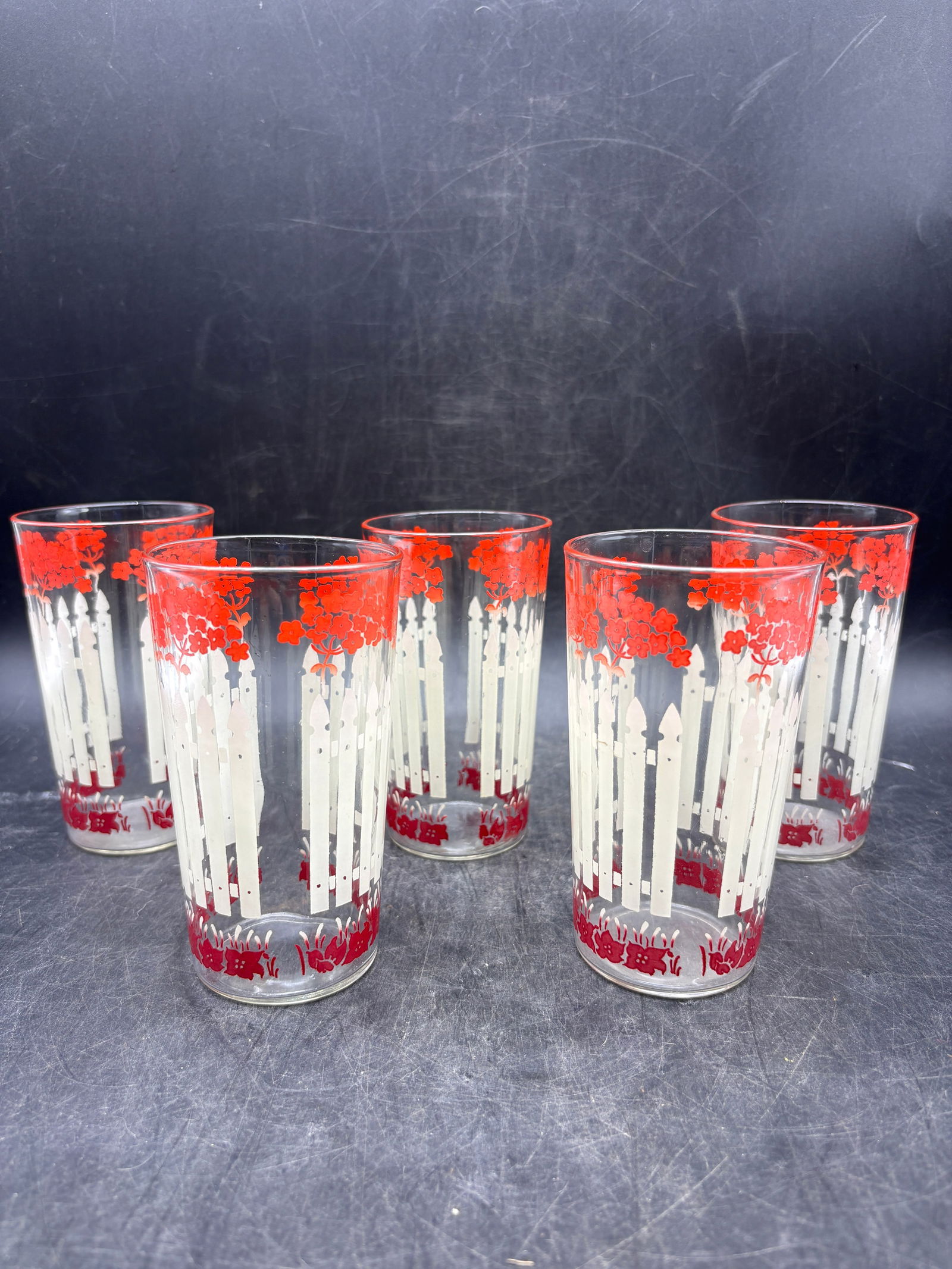 1950's Glass Pitcher Flowers Picket Fence and Set of 5 Glasses Juice Lemonade - 7