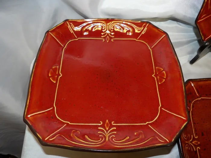 Reba Harmony Victorian Scroll 7 Red Flutes - 2