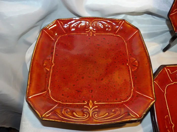 Reba Harmony Victorian Scroll 7 Red Flutes - 4