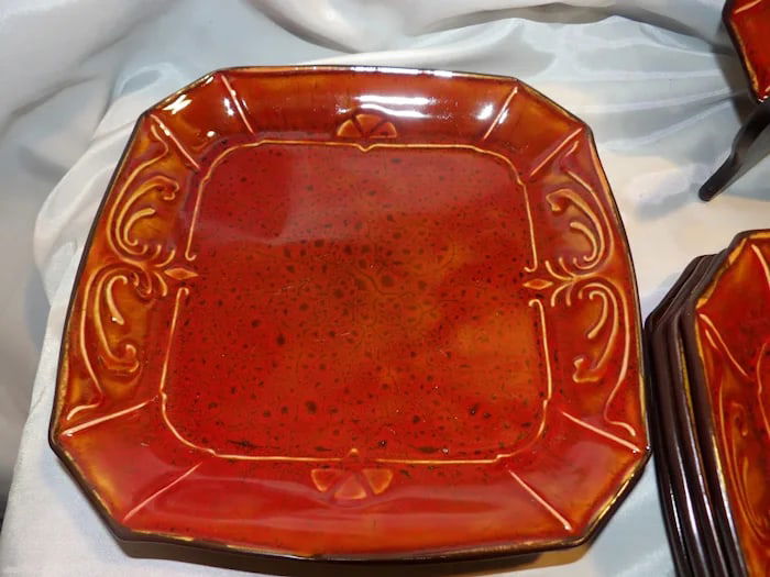 Reba Harmony Victorian Scroll 7 Red Flutes - 6