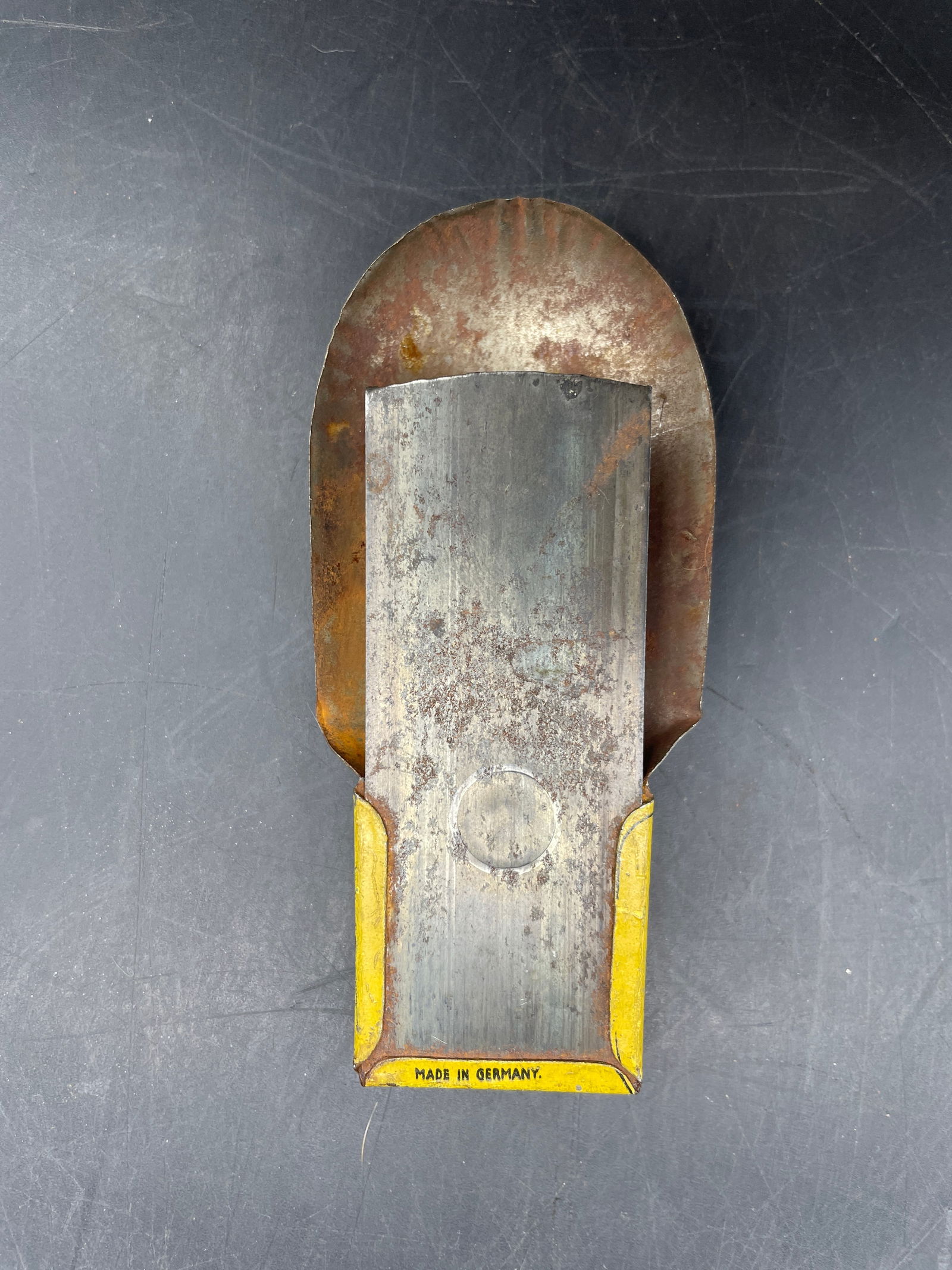 VINTAGE RED GOOSE SHOES ADVERTISING CLICKER TIN LITHO Germany - 6