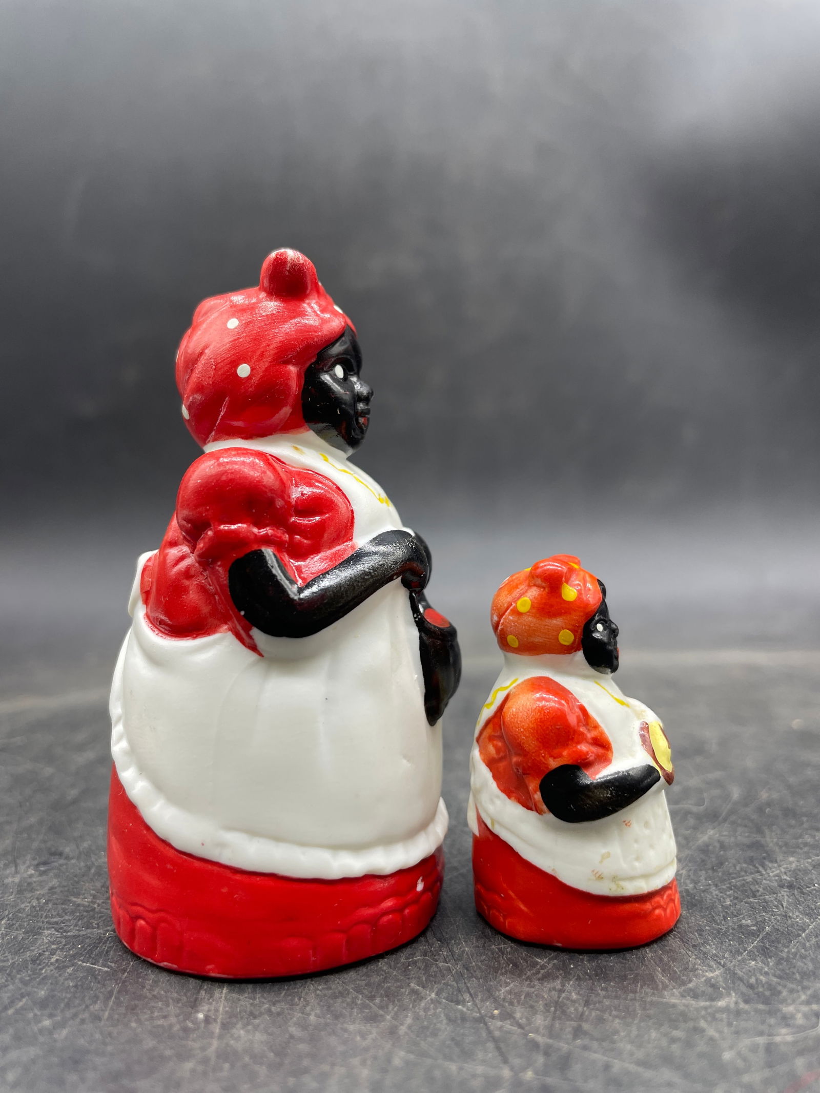 Pair of Bisque Mammy Figures - 5