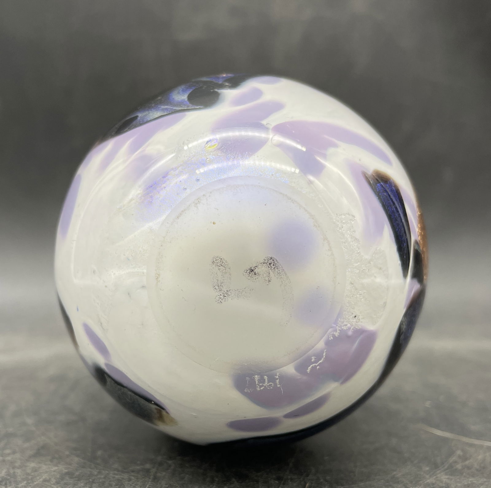 Rochester NY Artist Signed August Hueter Studio Glass Vase 1997 - 4