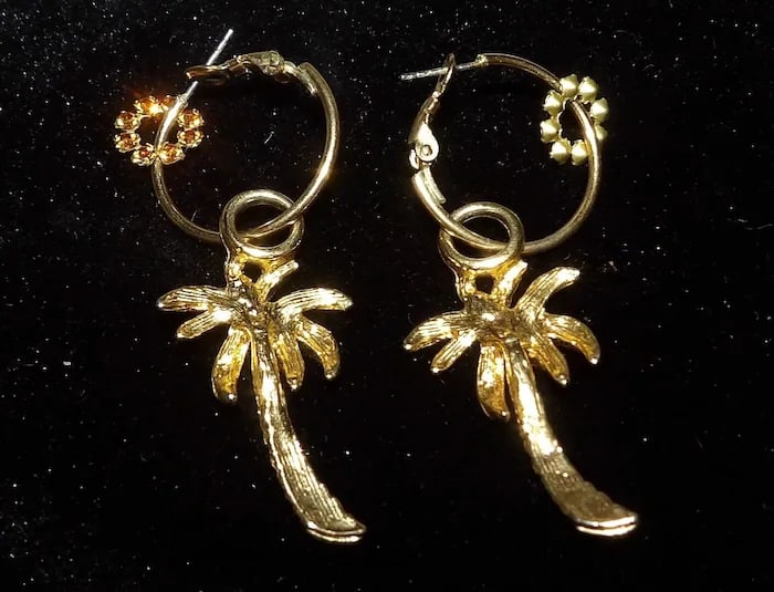 Palm Tree Gold Tone Brooch - 4