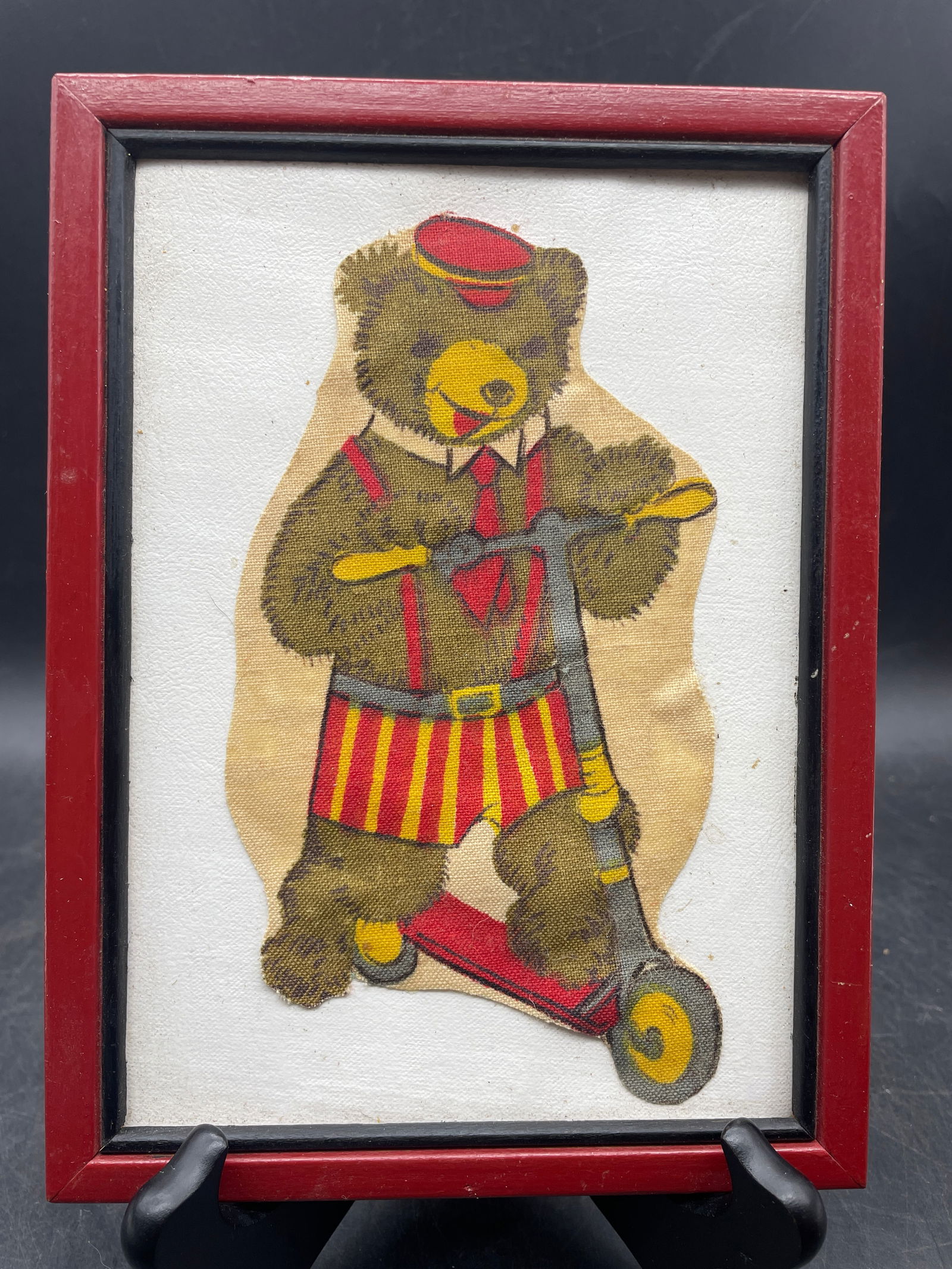 Vintage Framed Felt Circus Animals with Yarn Accents Adorable! - 6