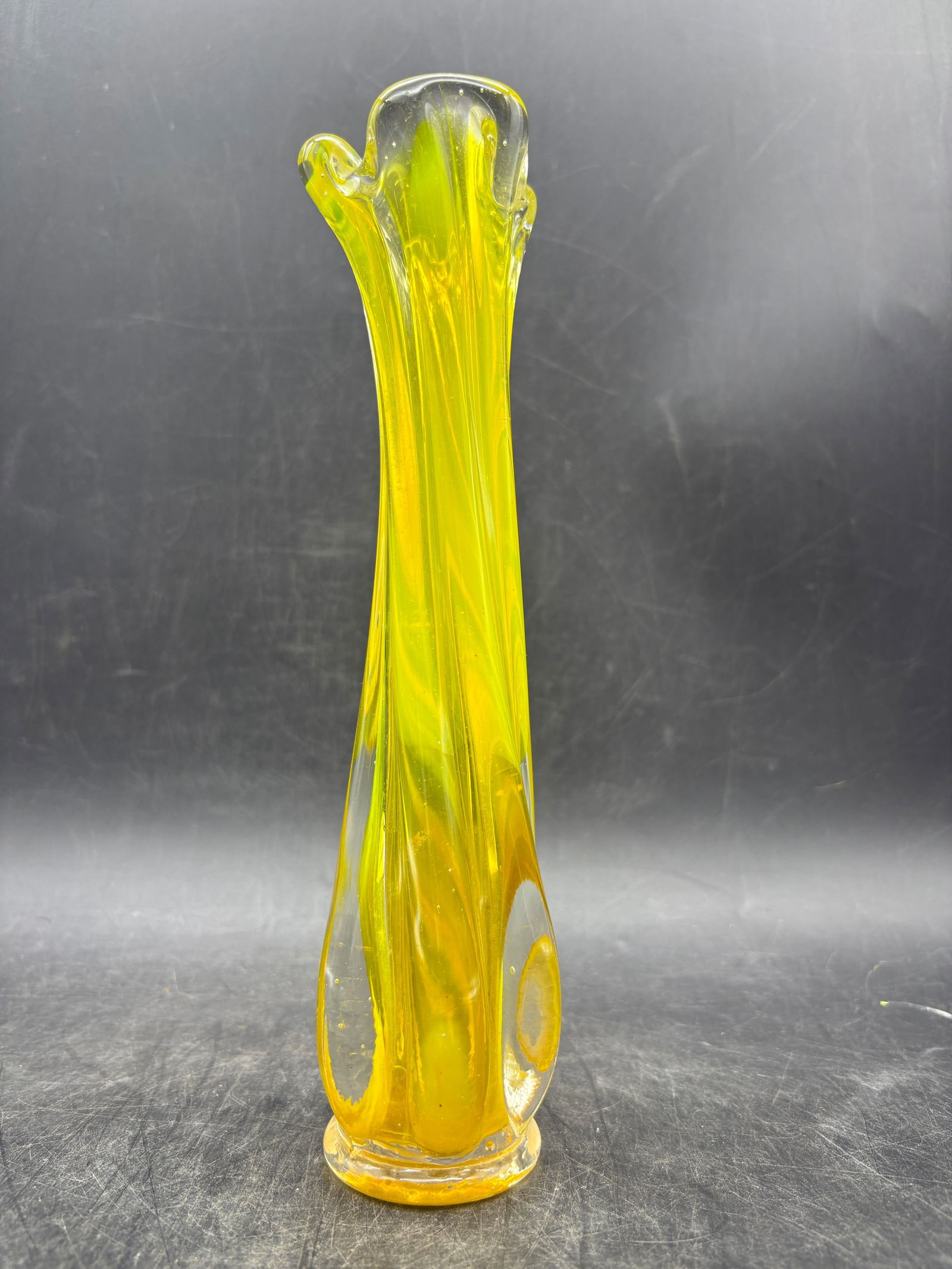 Vintage Yellow Murano Handblown Glass Flower Bud Vase Twisted Stem Petal Mouth - 4