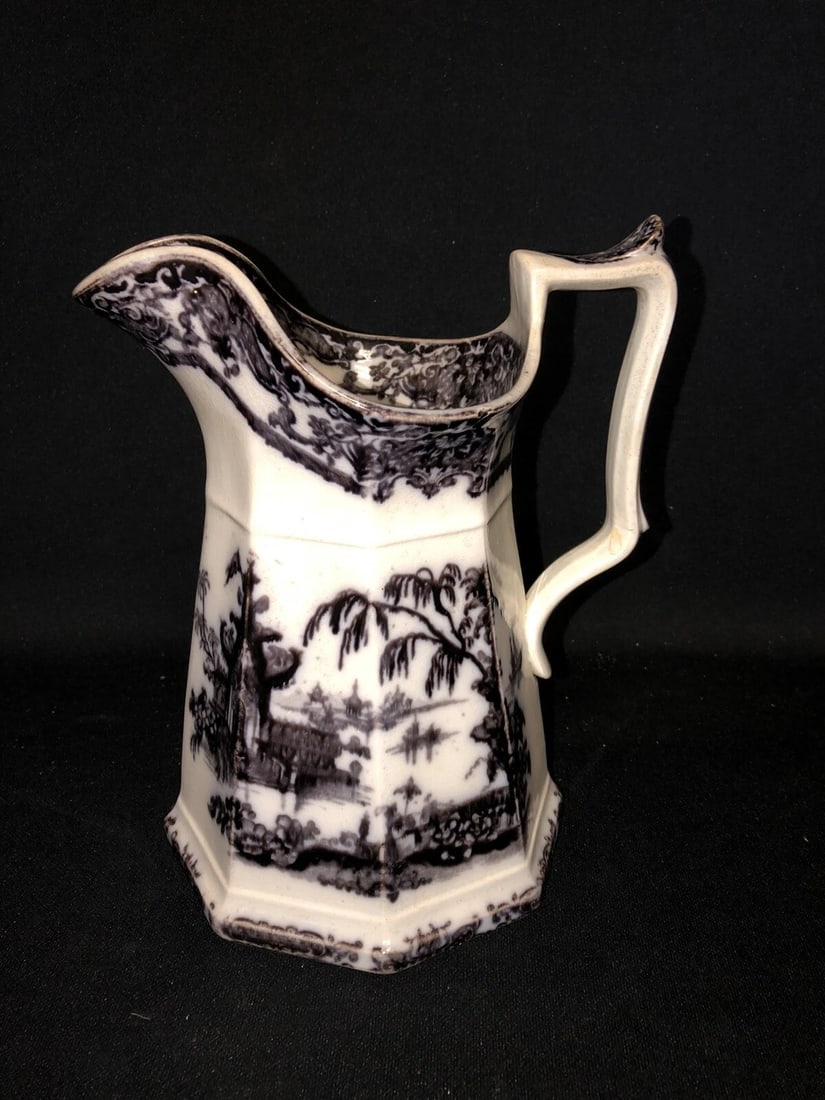 8 1/4” Corean Mulberry Pitcher: It is 8 1/4” high and is the corean pattern that dates around the 1850’s. It has no chips, cracks or repairs Shipping:Domestic: Flat-rate of $15.00 to anywhere within the contiguous