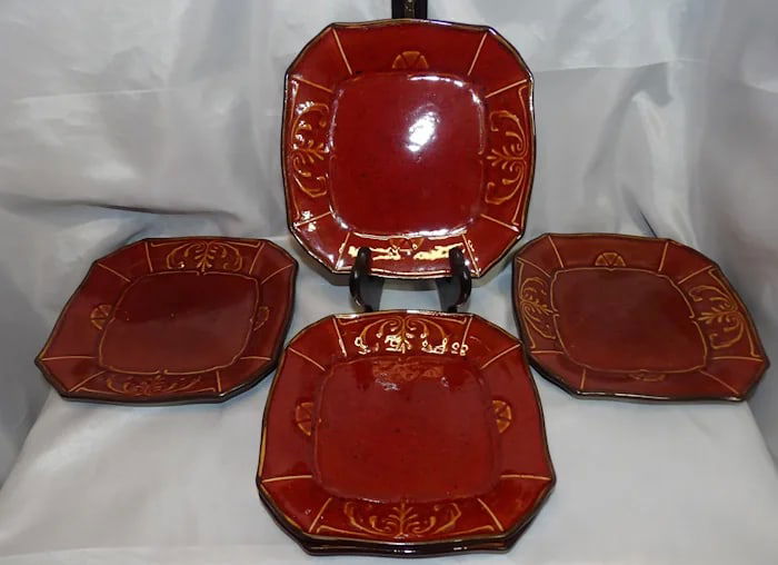 Reba Harmony Victorian Scroll 5 Red Goblets: Set of 5 water or wine goblets from the Reba Harmony line with a deep red color and Victorian Scroll pattern. Shipping: Domestic: Flat-rate of $24.00 to anywhere within the contiguous U.S. Internation