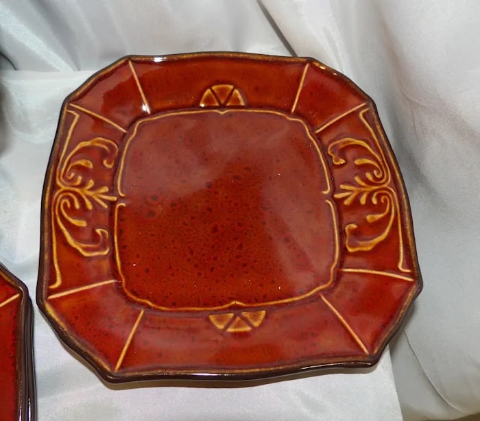 Reba Harmony Victorian Scroll 5 Red Goblets - 3