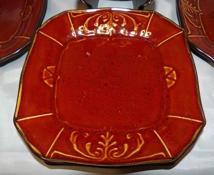 Reba Harmony Victorian Scroll 5 Red Goblets - 4