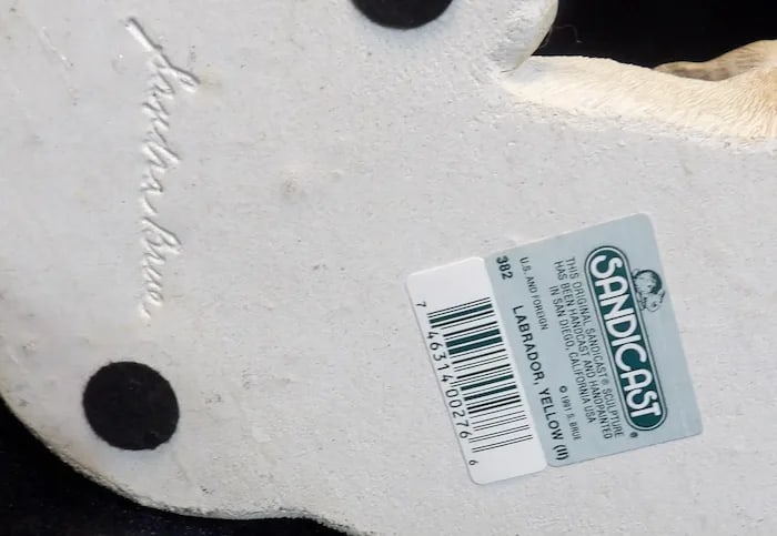 Yellow Labrador Sculpture Signed Sandra Brue - 8