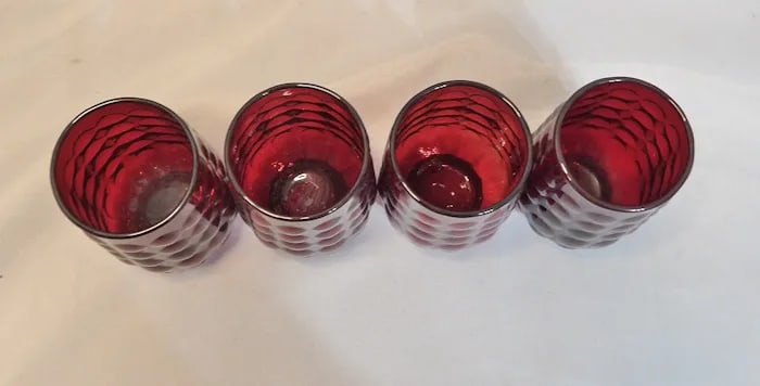 Anchor Hocking Royal Ruby Bubble Luncheon Plates - 3