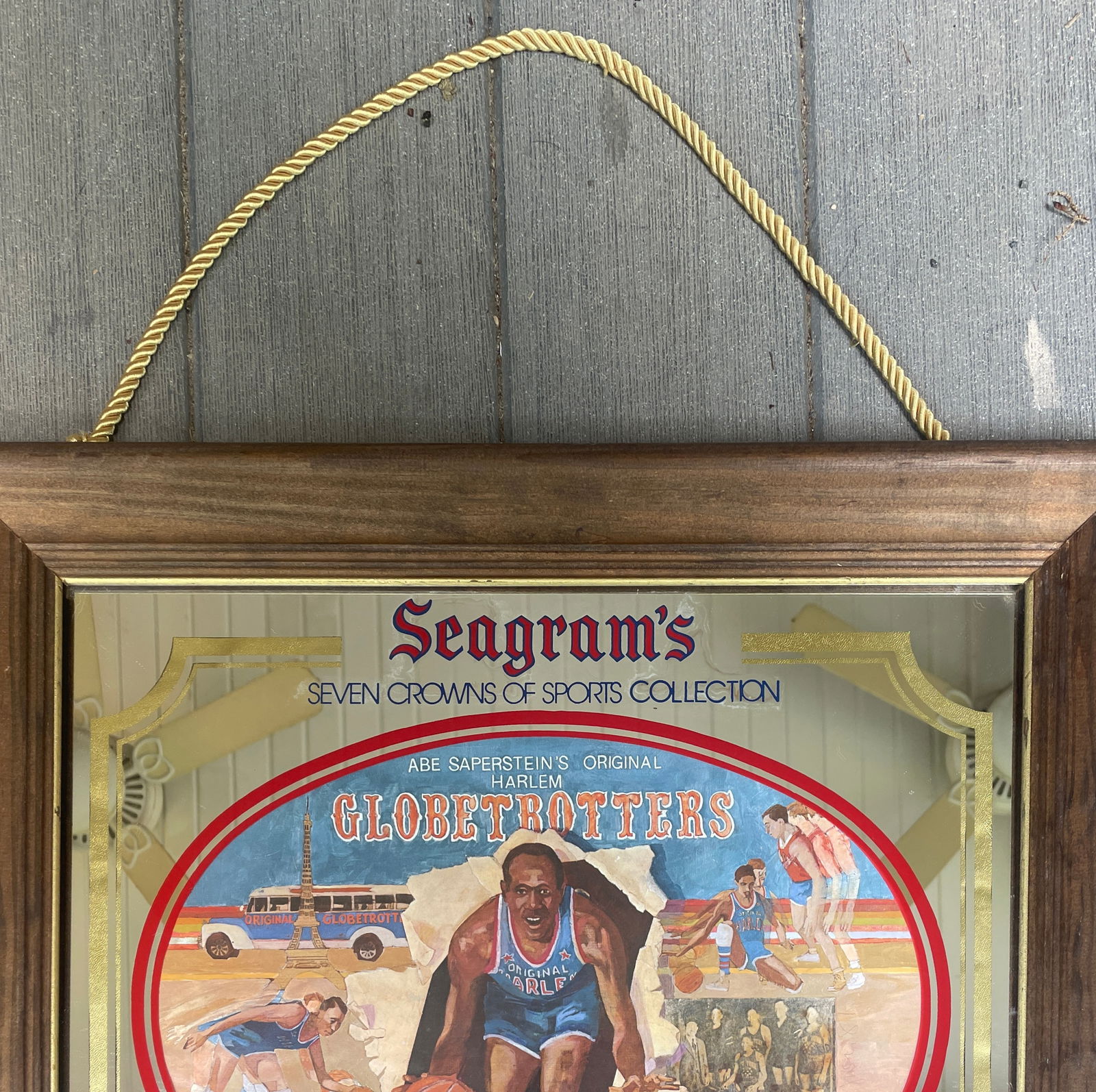 RARE BASKETBALL SEAGRAM'S HARLEM GLOBETROTTERS WOOD FRAMED BAR MIRROR - 5