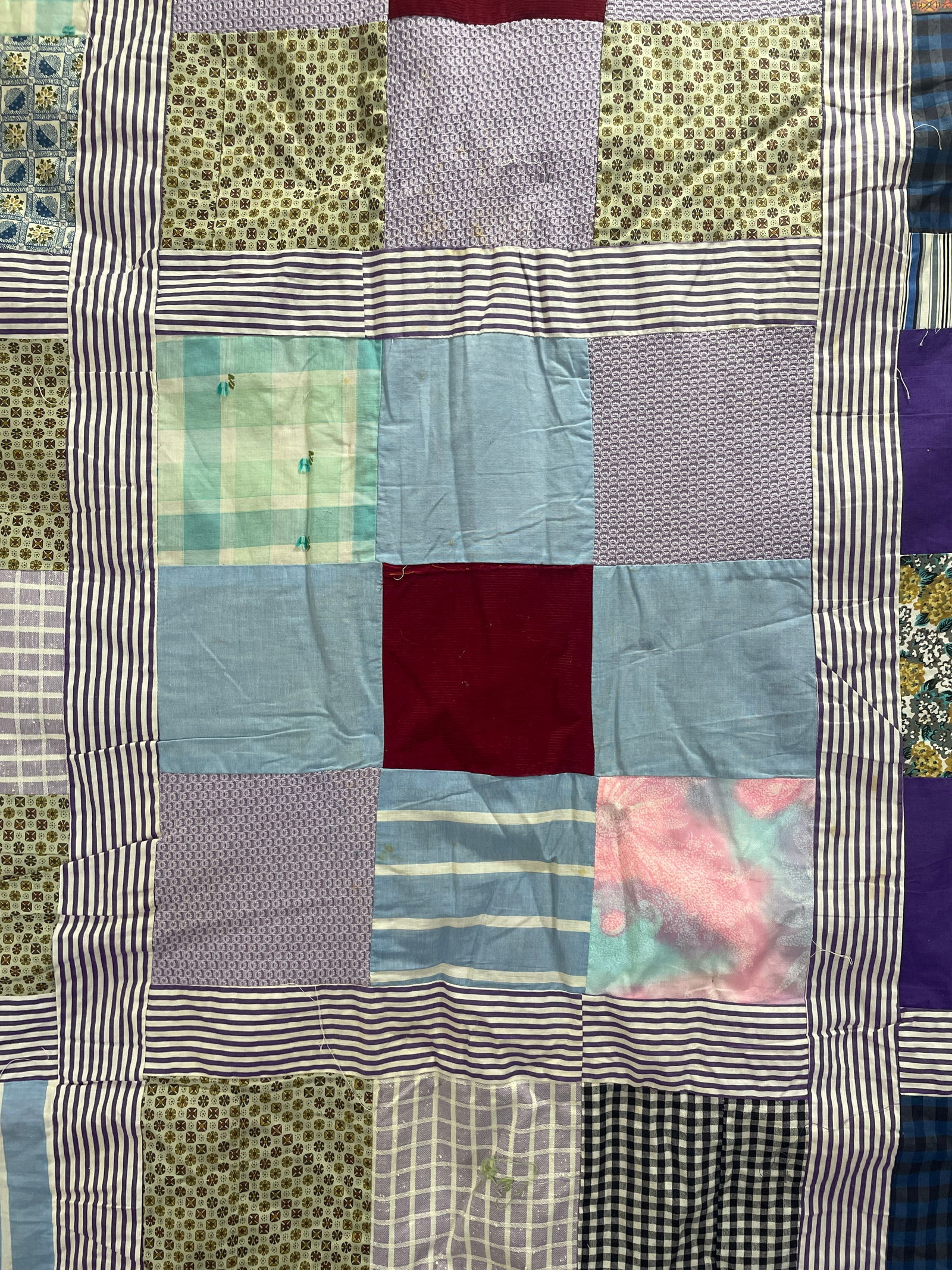 Vintage Patchwork Quilt Checkerboard Design, Sailing Ships Border 82" x 65" - 2