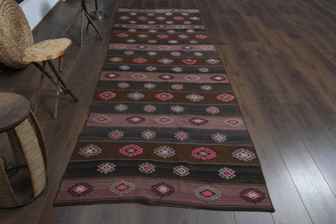 3'7x11'1 ft, VINTAGE DECOR RUNNER: Title: 3'7x11'1 ft, VINTAGE DECOR RUNNER Origin: Turkey Date/Period: 1960 - 1970 Materials: Wool and Cotton Size: Width: 3.7 feet; Length: 11.1 feet Description: This Turkish one-of-a-kind Vintage Fla