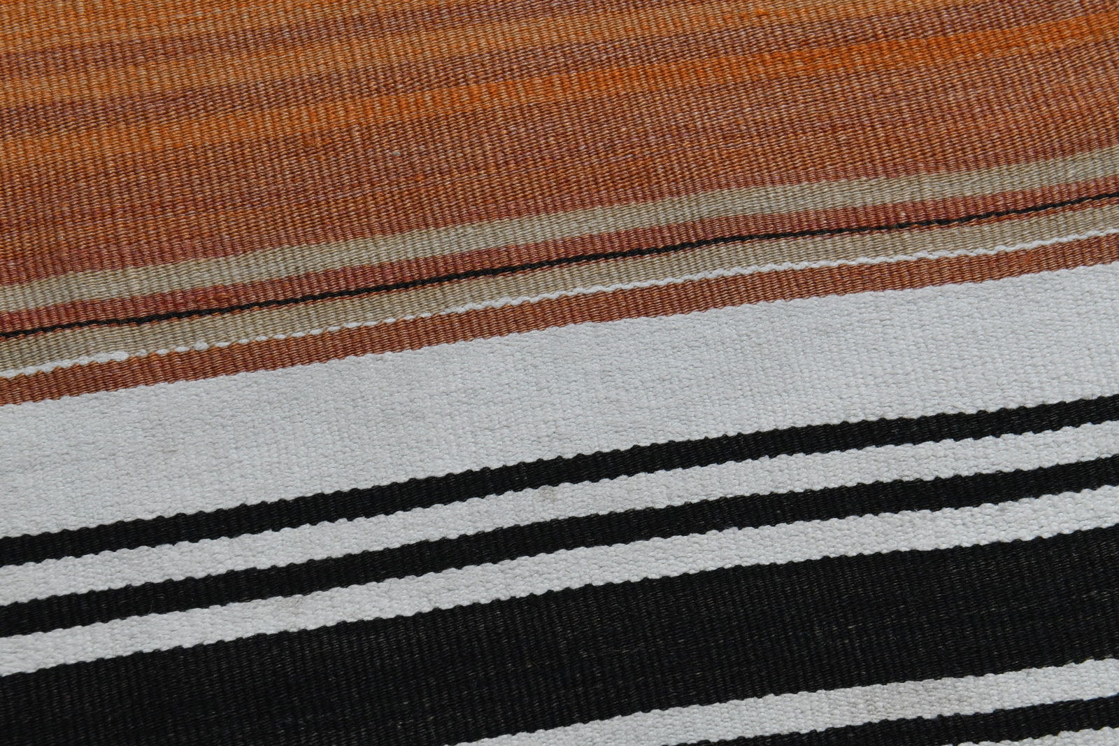 1'8x15'5 ft, ORANGE STRIPED RUNNER - 18