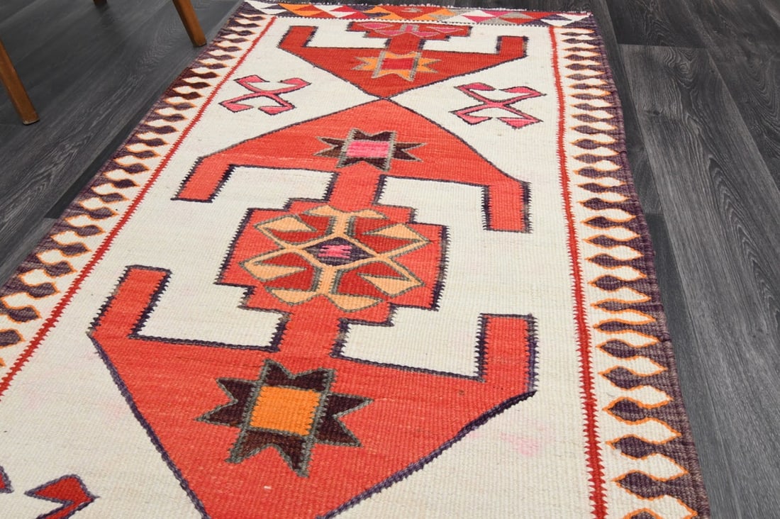 3.1x10 ft, White & Red KILIM Runner - 4