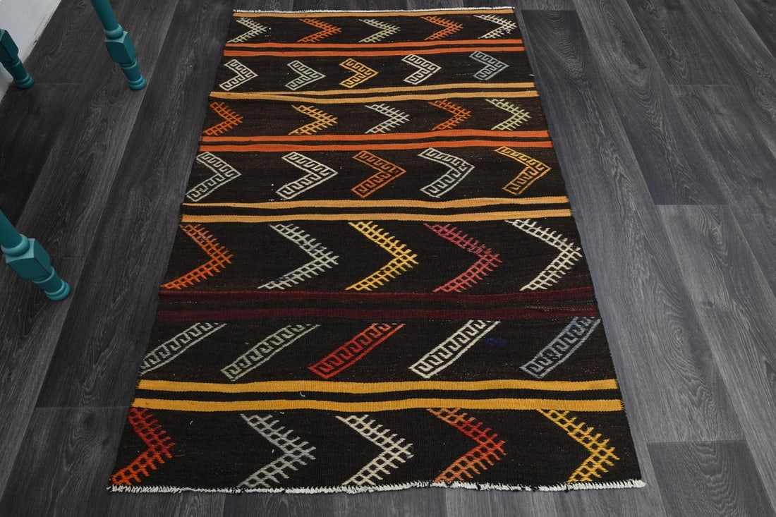 3.2x5.1 ft, TURKISH KILIM Rug: Title: 3.2x5.1 ft, TURKISH KILIM Rug Origin: Turkey Date/Period: 1960 - 1970 Materials: Wool and Cotton Size: Width: 3.2 feet; Length: 5.1 feet Description: This Turkish one-of-a-kind Vintage