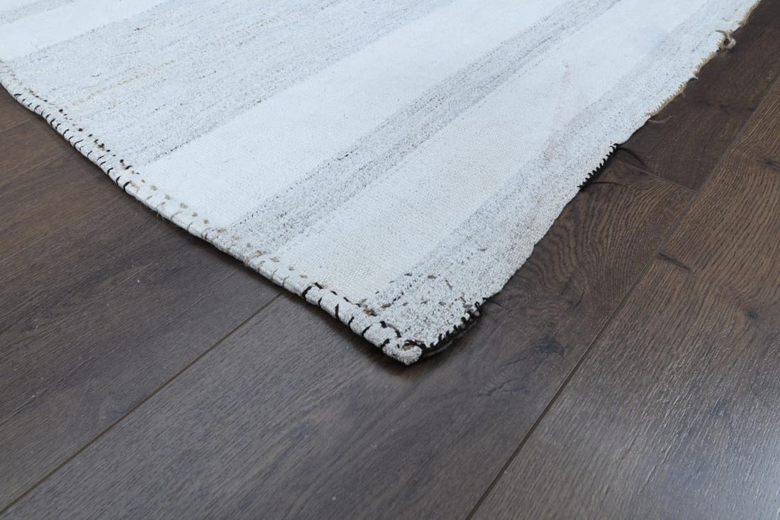 6'6x7'6 ft, WHITE GRAY RUG - 6