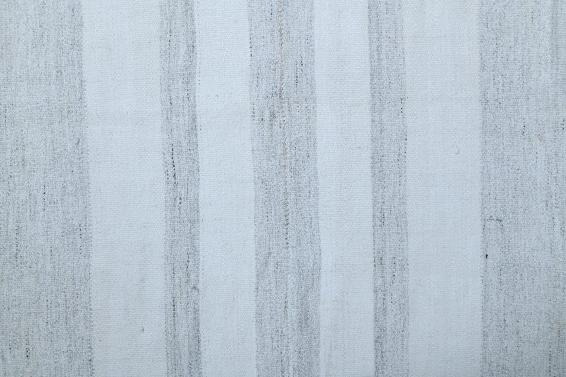 6'6x7'6 ft, WHITE GRAY RUG - 8