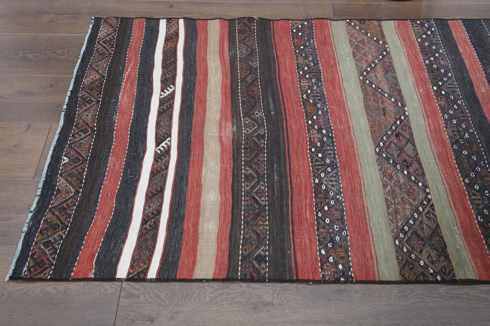 3'1x13'5 ft, TURKISH RUNNER RUG - 17