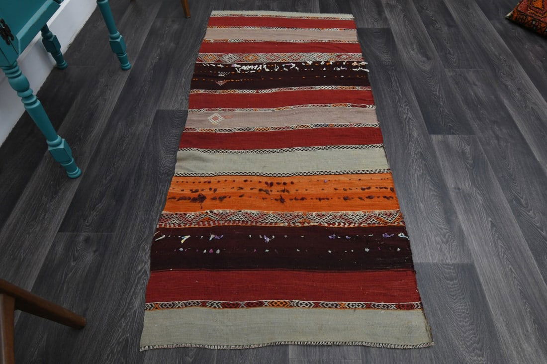 2.8x6.4 ft, TURKISH CACIM KILIM: Title: 2.8x6.4 ft, TURKISH CACIM KILIM Origin: Turkey Date/Period: 1960 - 1970 Materials: Wool and Cotton Size: Width: 2.8 feet; Length: 6.4 feet Description: This Turkish one-of-a-kind Vintage