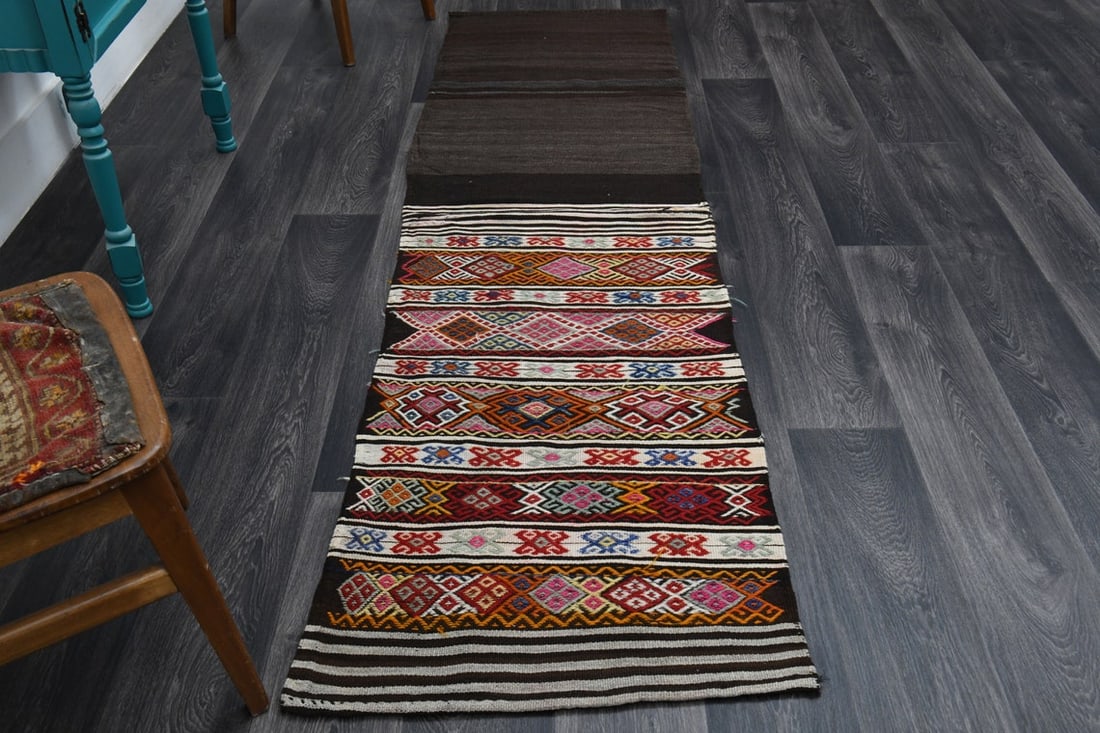 2.3x8.5 ft, TURKISH Runner - 2