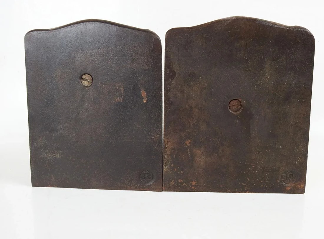 Early 20th Century Bradley Hubbard Lion Tiger Cast Iron Bookends - 10